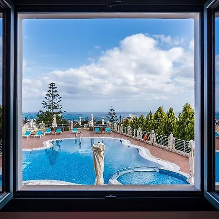 Pilot's Luxury Apart Otel Hersonissos (Crete)